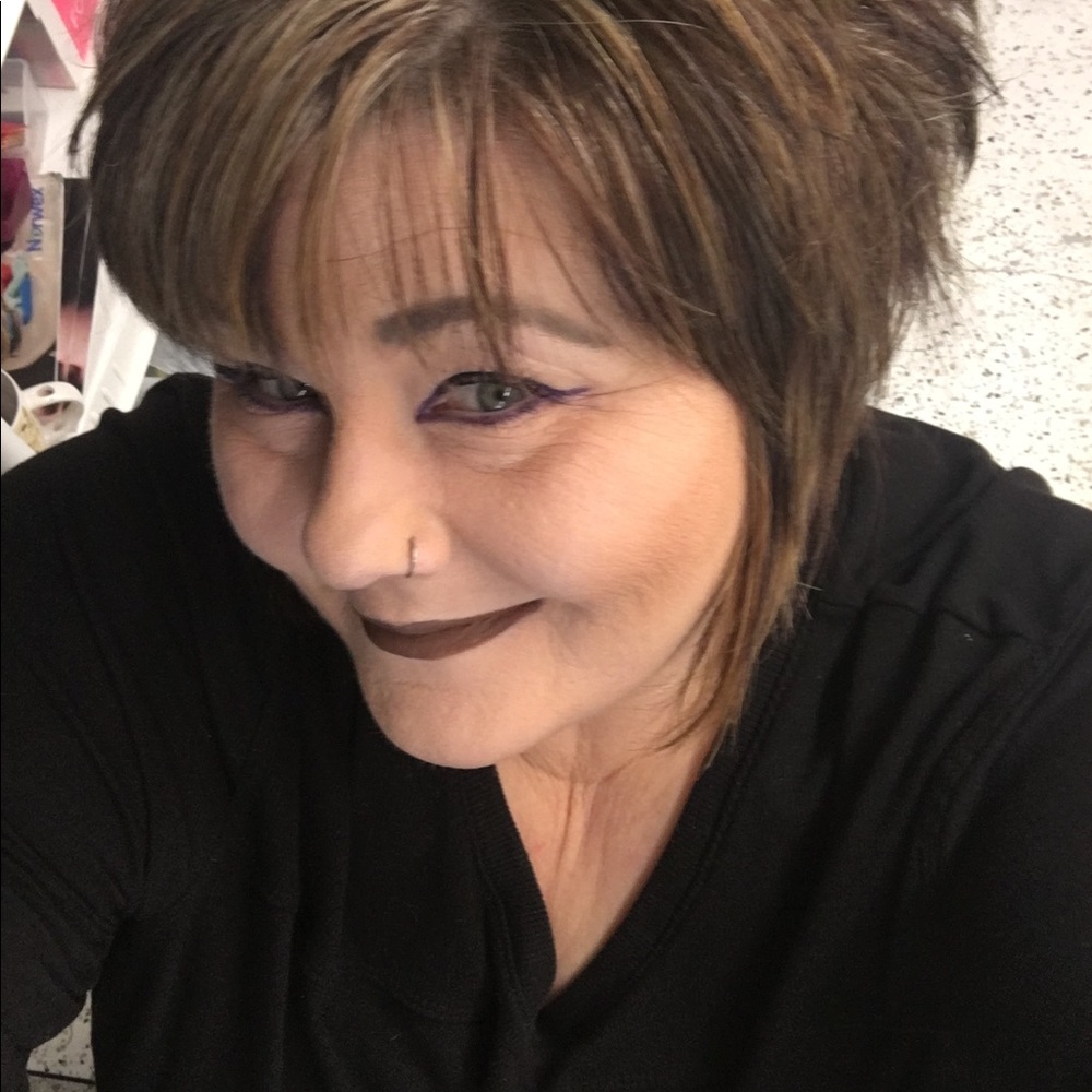Meet your Posher, Terena